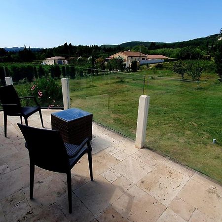 Superbe Chambre Avec Terrasse, Parking Prive, Jardin, Calme, Climatisation, 10 Mn Pont Du Gard #7 Apartamento Rochefort-du-Gard Exterior foto